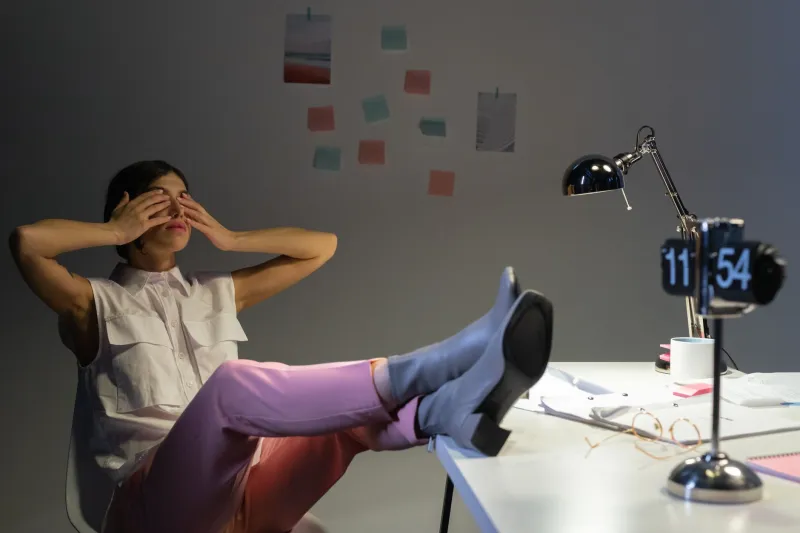 When Your Brain Taps Out Before Your Wallet Does: The Real Cost of Playing Tired